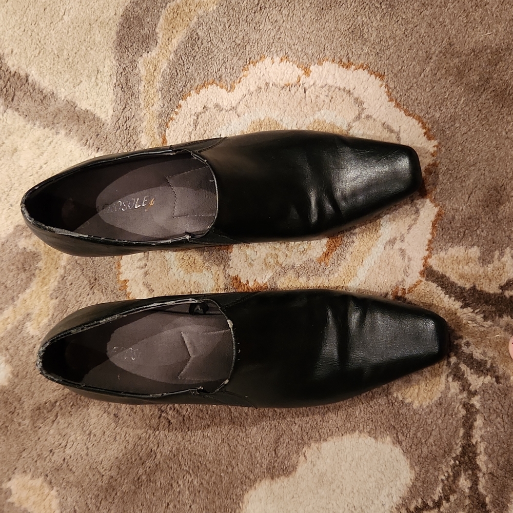 Aerosole black leather ankle boots 9 1/2